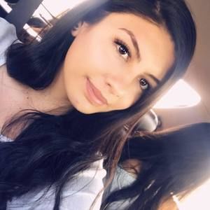 Meet your Posher, Ana